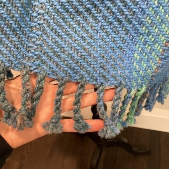 BLUE Wool Knit Poncho One Size - Picture 5 of 13